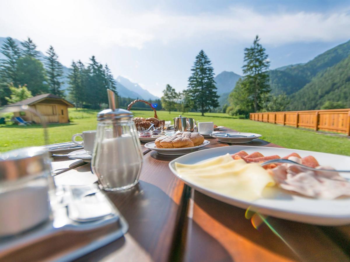 Riposo Al Bosco-Waldruhe Hotel San Vigilio Di Marebbe Exterior photo