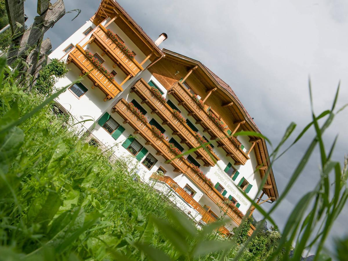 Riposo Al Bosco-Waldruhe Hotel San Vigilio Di Marebbe Exterior photo