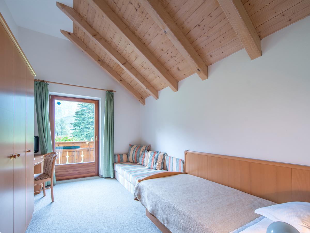 Riposo Al Bosco-Waldruhe Hotel San Vigilio Di Marebbe Exterior photo